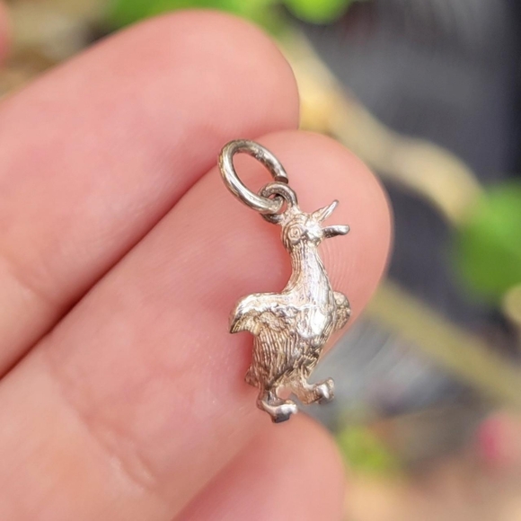 Vintage Antique Solid 925 Sterling Silver Duck Duckling Charm - Picture 1 of 7